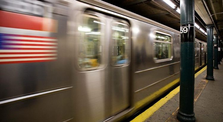 Ataque a tiros no Metrô NY